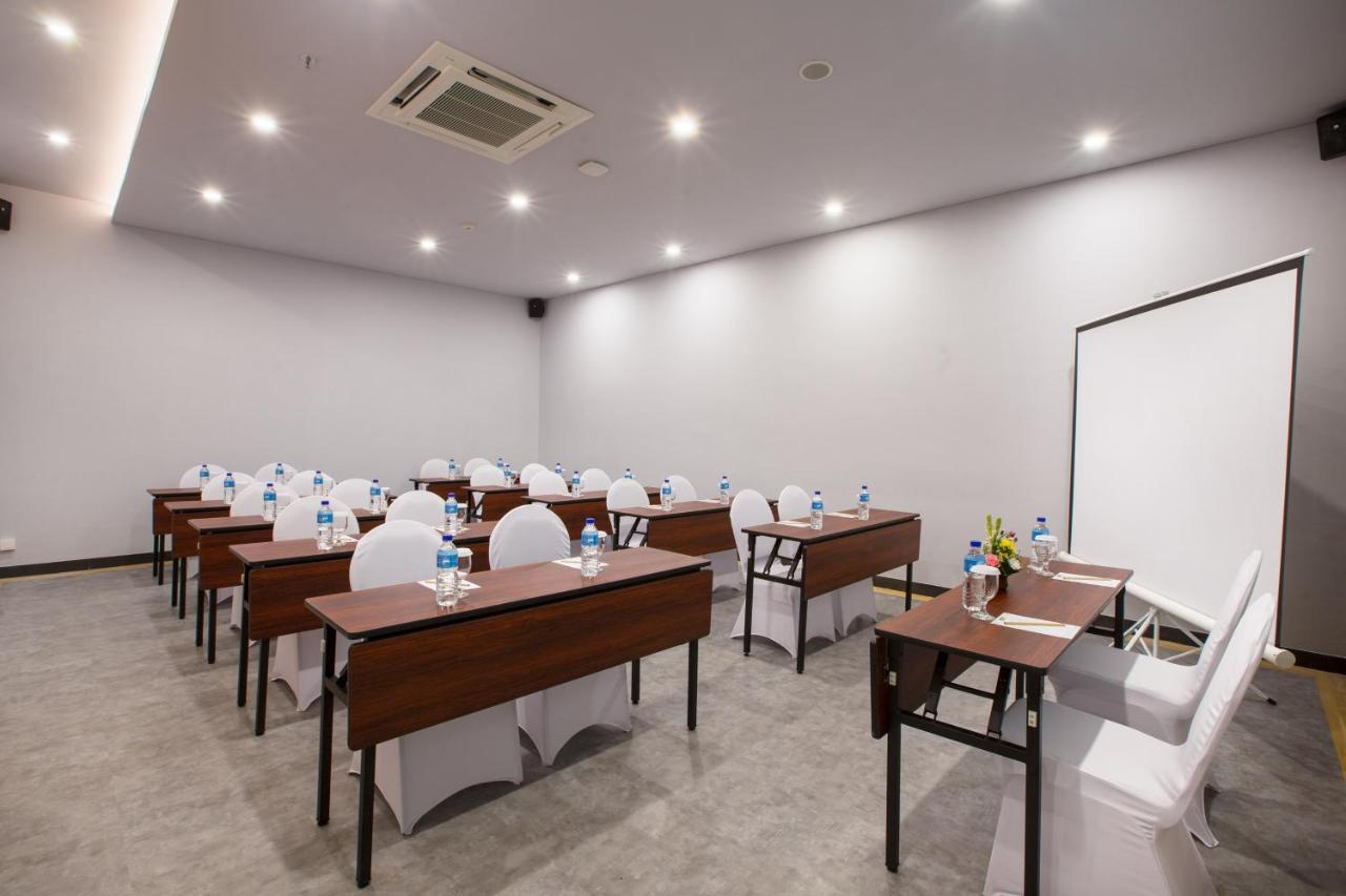 Hotel Maxone Rejuvination Gianyar Payangan Exterior foto